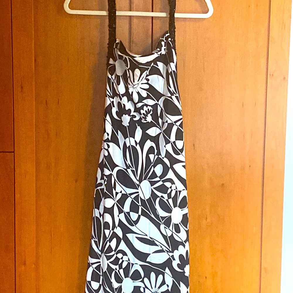 Kay, Unger, black and white gown🌺